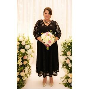 Elegant Black Lace Long Sleeve Dress